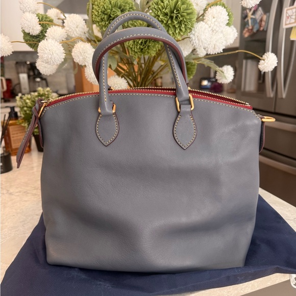 Dooney and Bourke Florentine Dillen double pocket satchel/tote - Picture 2 of 7